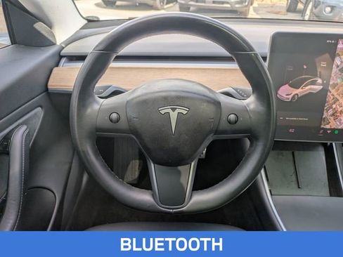 Used 2018 Tesla Model 3 AWD/4WD image 14