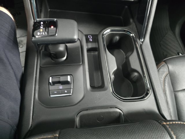 Used 2024 GMC Sierra 1500 AT4 w/ AT4 Premium Package AWD/4WD image 21
