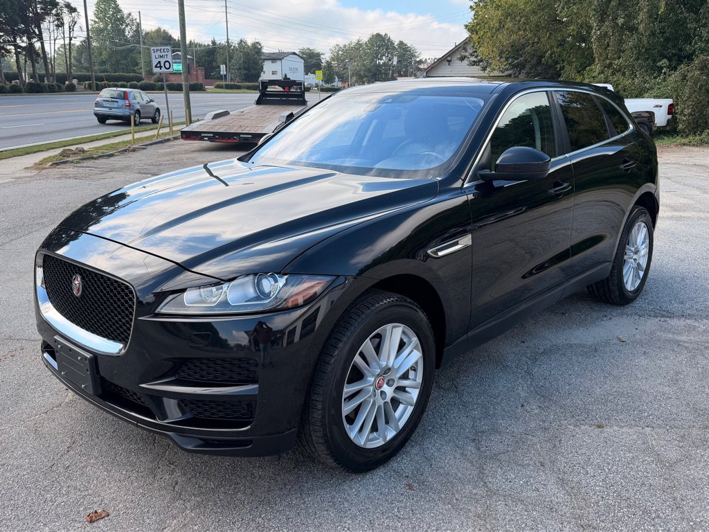 Used 2020 Jaguar F-PACE Prestige AWD/4WD image 2