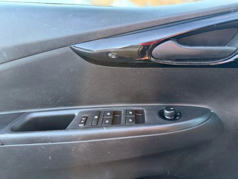 Used 2021 Chevrolet Spark LT image 26