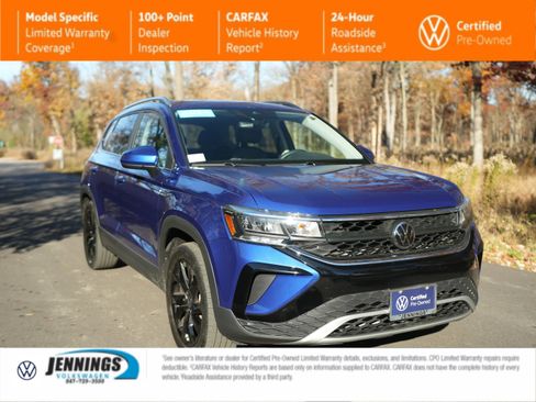 Used 2023 Volkswagen Taos SE w/ Panoramic Sunroof Package image 1