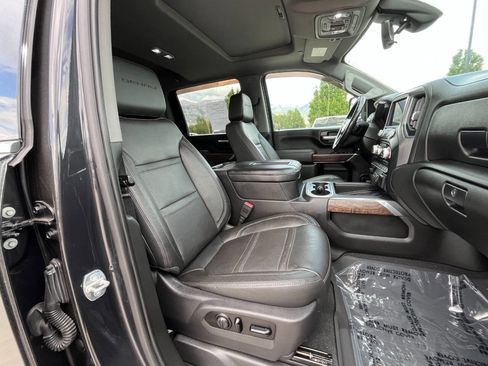 Used 2020 GMC Sierra 2500 Denali w/ Denali Ultimate Package image 14