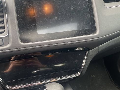 Used 2016 Honda HR-V EX image 8