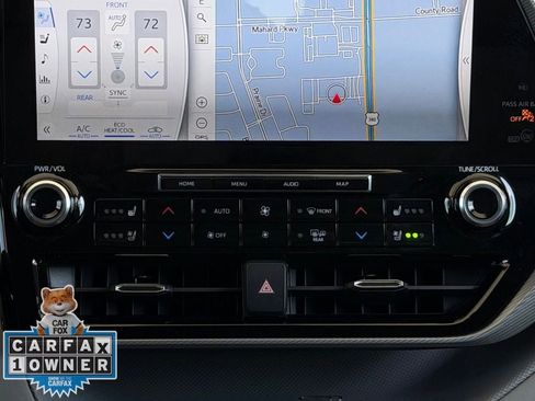 Used 2022 Toyota Highlander Platinum image 16