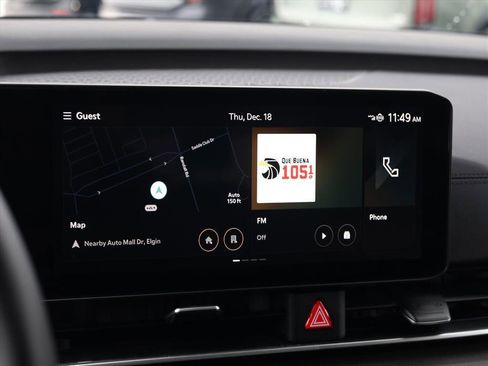 Used 2025 Kia Carnival EX image 16