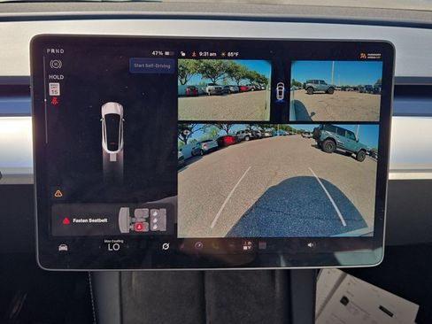 Used 2024 Tesla Model Y Long Range AWD/4WD image 13