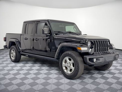 Used 2021 Jeep Gladiator Sport AWD/4WD image 7