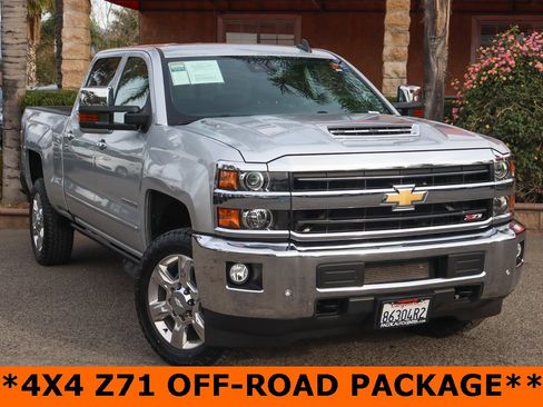 Used 2019 Chevrolet Silverado 2500 LTZ w/ Duramax Plus Package image 2