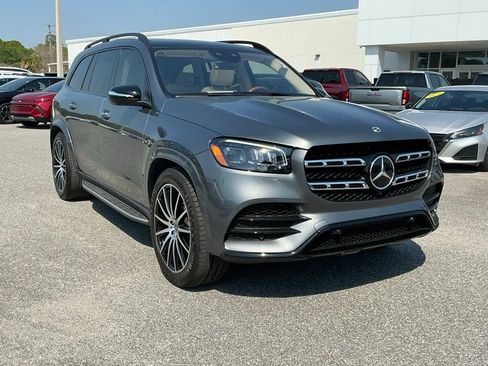 Used 2023 Mercedes-Benz GLS 450 4MATIC image 12