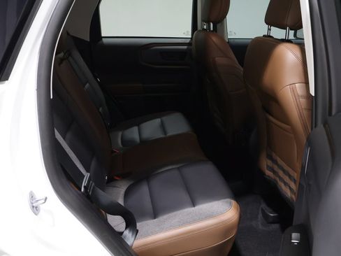 Used 2024 Ford Bronco Sport Outer Banks w/ Tech Package AWD/4WD image 19