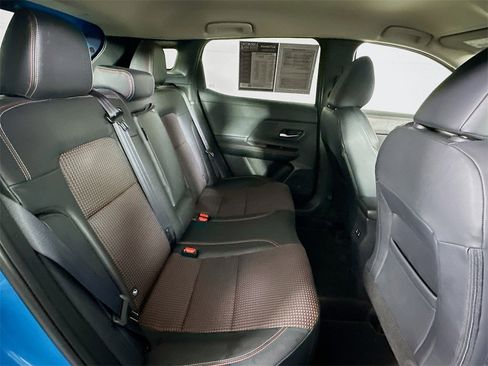 Used 2025 Nissan Kicks SR w/ Illumination Package image 13