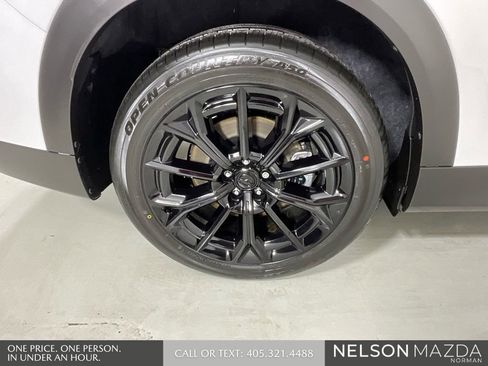 New 2026 MAZDA CX-70 3.3 Turbo w/ Preferred Package AWD/4WD image 9