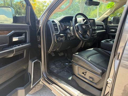 Used 2021 RAM 2500 Laramie AWD/4WD image 16