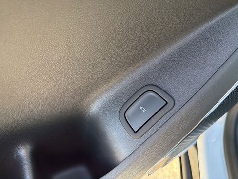 New 2026 Chevrolet Traverse RS w/ LPO, Floor Liner Package image 22