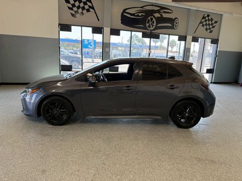 Used 2021 Toyota Corolla SE w/ Carpet Mat Package (TMS) FWD image 4