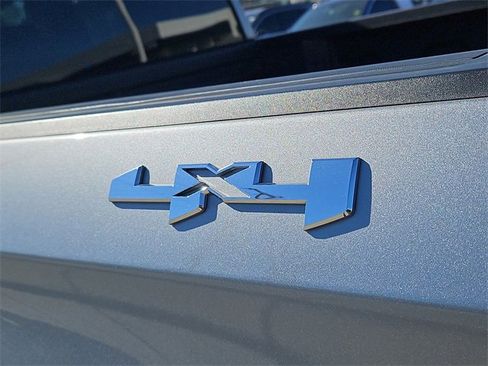 Certified 2024 GMC Sierra 1500 Pro w/ Pro Value Package image 9