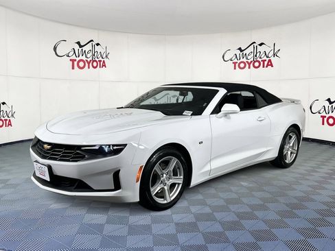 Used 2023 Chevrolet Camaro LT image 4