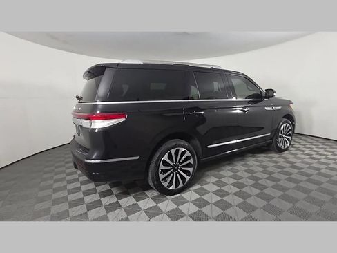 Used 2024 Lincoln Navigator Reserve AWD/4WD image 41