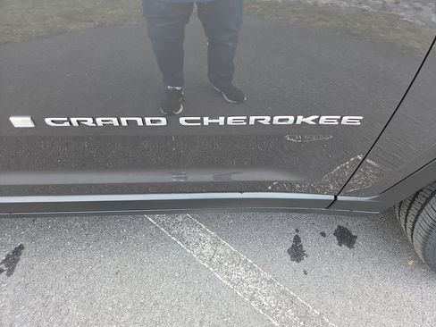 New 2026 Jeep Grand Cherokee L Limited AWD/4WD image 22