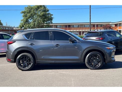 Used 2019 MAZDA CX-5 Signature image 3