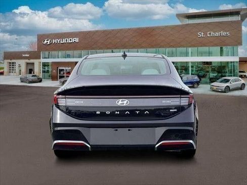 Used 2026 Hyundai Sonata SEL AWD/4WD image 6