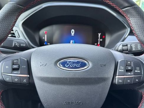 Used 2025 Ford Escape ST-Line FWD image 36