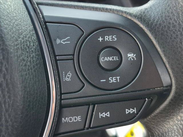 Used 2020 Toyota Camry LE FWD image 11