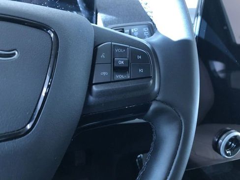 Used 2021 Ford Mustang Mach-E Premium image 27