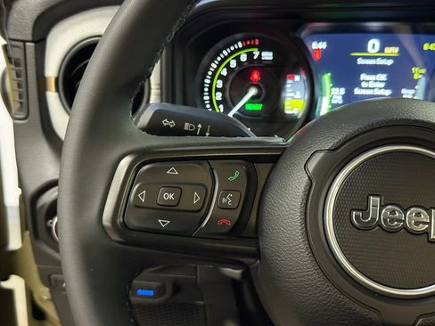 Used 2025 Jeep Wrangler Unlimited Sport S 4xe AWD/4WD image 23