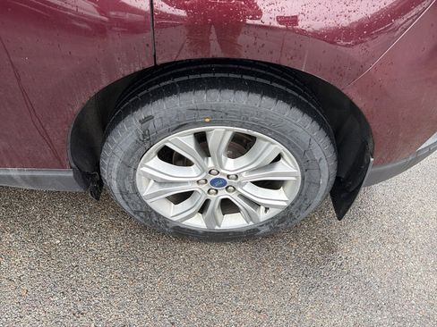 Used 2019 Ford Edge Titanium w/ Cold Weather Package image 11