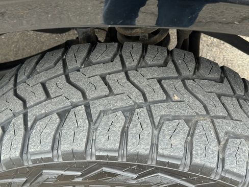 Used 2014 RAM 3500 Laramie w/ Black Appearance Group AWD/4WD image 39