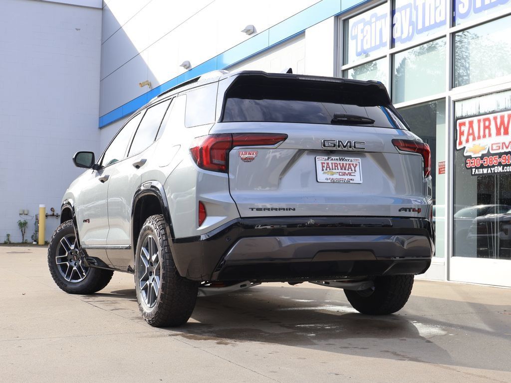 New 2027 GMC Terrain AT4 w/ Convenience Package III AWD/4WD image 37