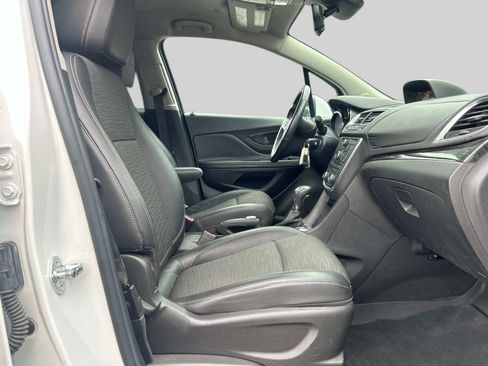 Used 2016 Buick Encore FWD image 16