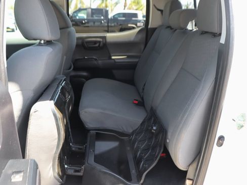 Used 2020 Toyota Tacoma SR w/ SR Convenience Package RWD image 33