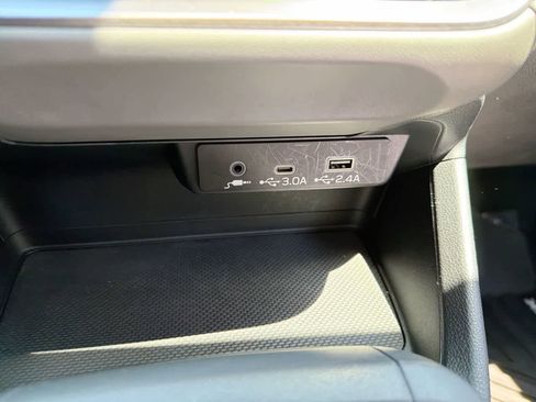 Certified 2024 Subaru Crosstrek 2.0i Premium AWD/4WD image 33
