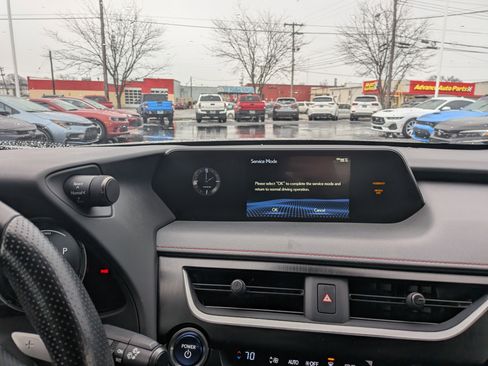 Used 2020 Lexus UX 250h F Sport image 20