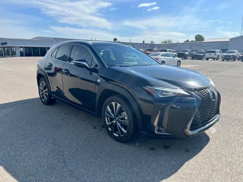 Used 2019 Lexus UX 200 F Sport w/ F Sport Premium Package FWD image 6
