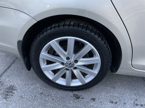 Used 2013 Volkswagen Jetta TDI image 12