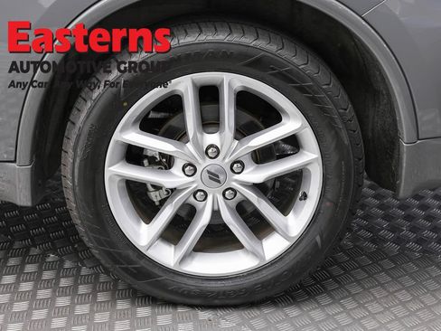Used 2024 Dodge Durango GT RWD image 8