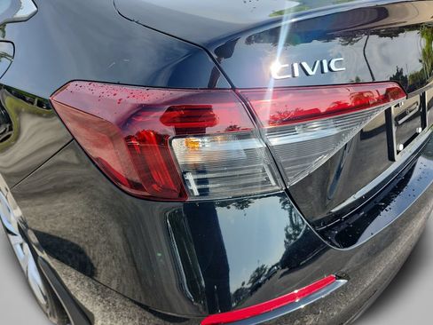 Used 2025 Honda Civic LX image 15