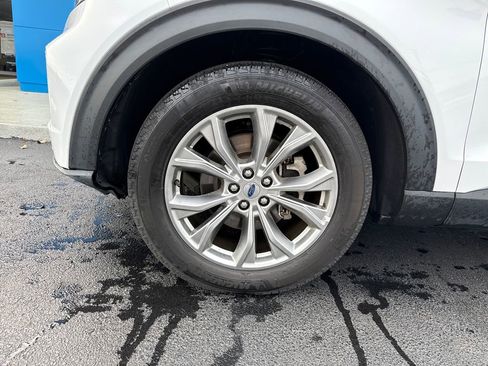 Used 2024 Ford Explorer Limited image 31