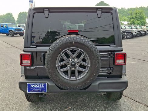 Certified 2026 Jeep Wrangler Unlimited Sport AWD/4WD image 5