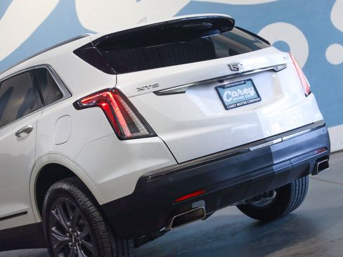 Used 2018 Cadillac XT5 Luxury w/ LPO, Black Ice Package image 24