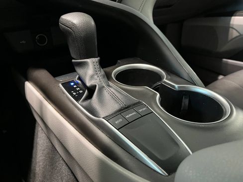 Used 2023 Toyota Camry LE w/ Convenience Package FWD image 24