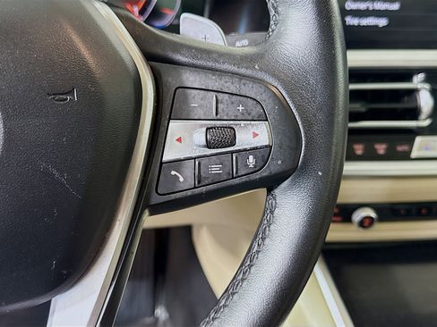 Used 2020 BMW 330i Sedan w/ Convenience Package image 15