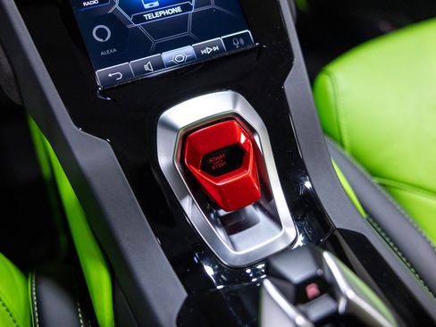 Used 2023 Lamborghini Huracan EVO AWD/4WD image 50