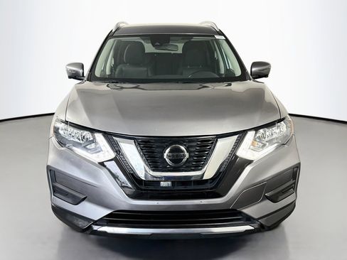 Used 2020 Nissan Rogue SV w/ Premium Package AWD/4WD image 2