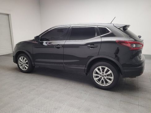 Used 2021 Nissan Rogue Sport S image 3