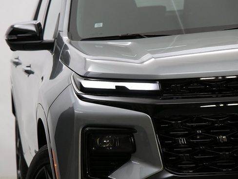 Certified 2024 Chevrolet Traverse RS w/ LPO, Floor Liner Package image 4