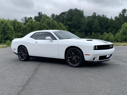 Used 2020 Dodge Challenger SXT w/ Blacktop Package RWD image 1